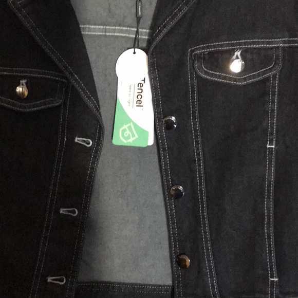 Black denim jacket - Picture 2 of 4